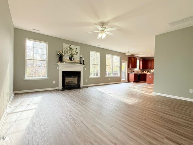 151 Stobhill Lane, Holly Springs, NC 27540