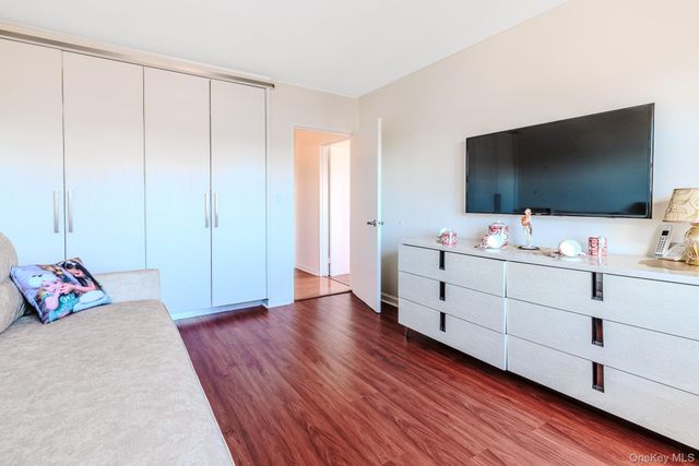 2930 W 5th Street 23D, Brooklyn, NY 11224