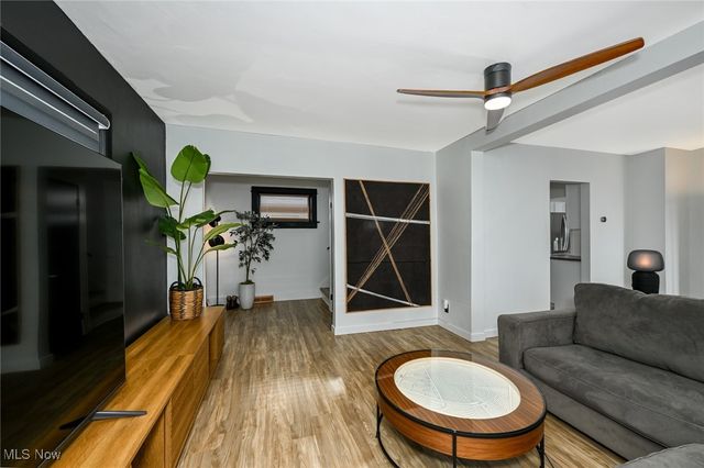 1033 Herberich Avenue, Akron, OH 44301