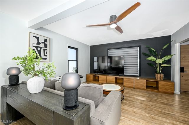 1033 Herberich Avenue, Akron, OH 44301