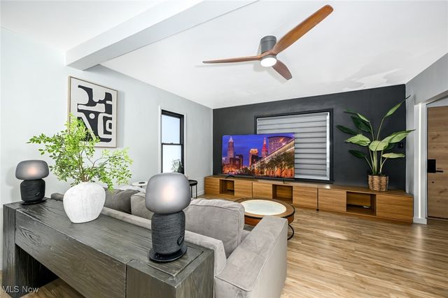 1033 Herberich Avenue, Akron, OH 44301