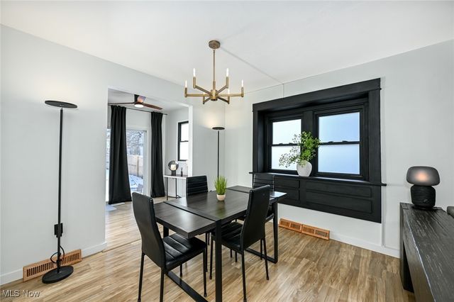 1033 Herberich Avenue, Akron, OH 44301