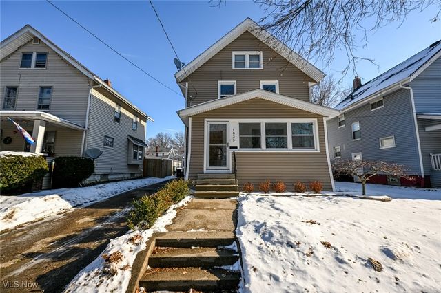 1033 Herberich Avenue, Akron, OH 44301
