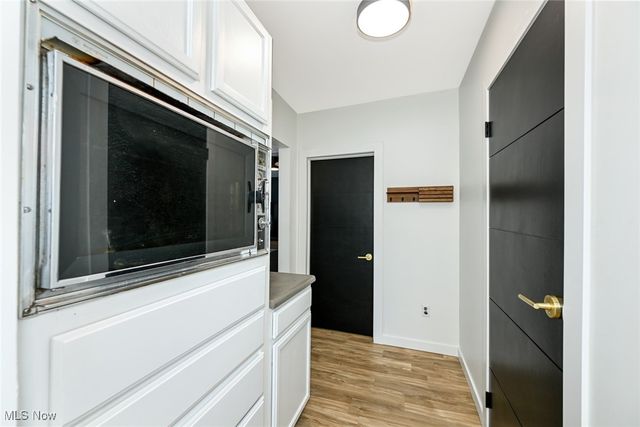 1033 Herberich Avenue, Akron, OH 44301