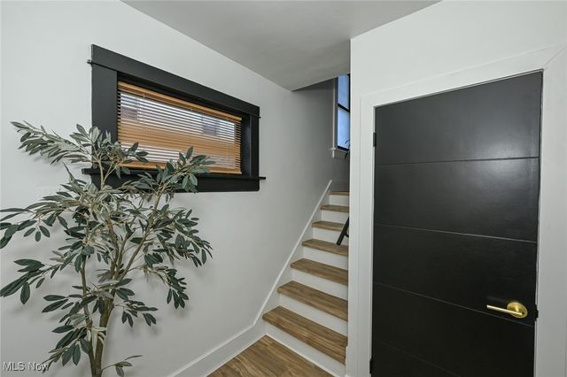 1033 Herberich Avenue, Akron, OH 44301