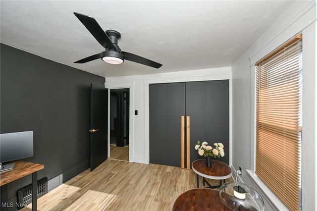 1033 Herberich Avenue, Akron, OH 44301