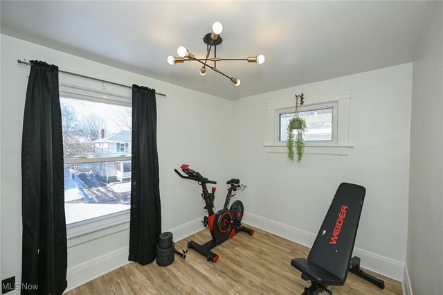 1033 Herberich Avenue, Akron, OH 44301