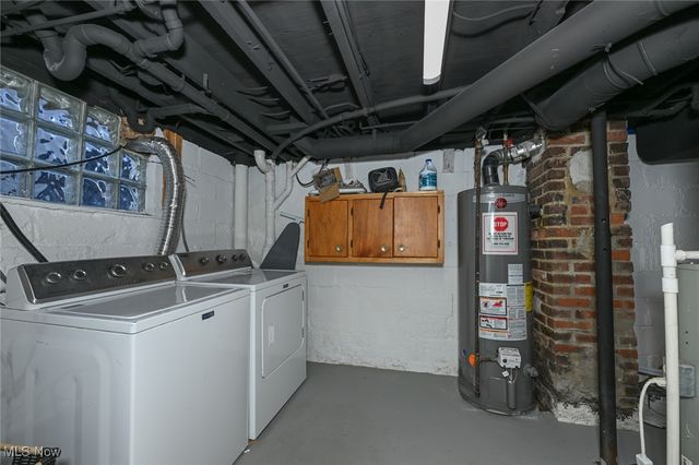 1033 Herberich Avenue, Akron, OH 44301