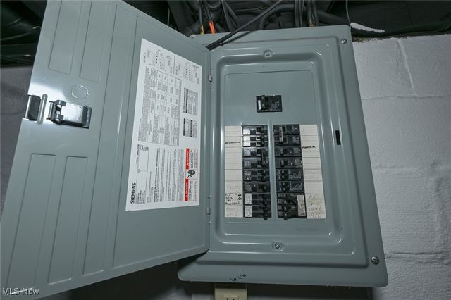 1033 Herberich Avenue, Akron, OH 44301