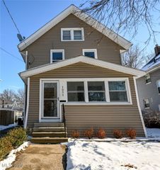 1033 Herberich Avenue, Akron, OH 44301