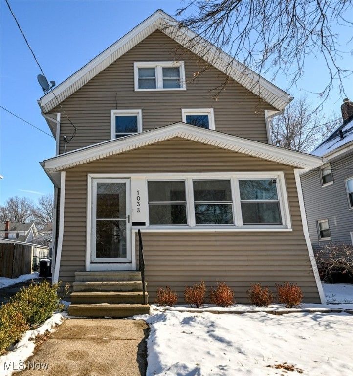 1033 Herberich Avenue, Akron, OH 44301