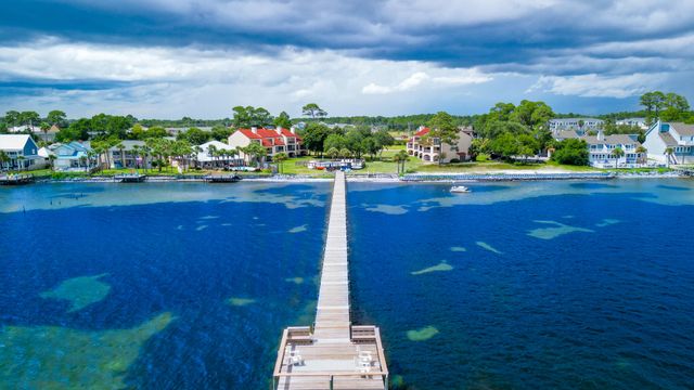 8253 Navarre Parkway, D100, Navarre, FL 32566