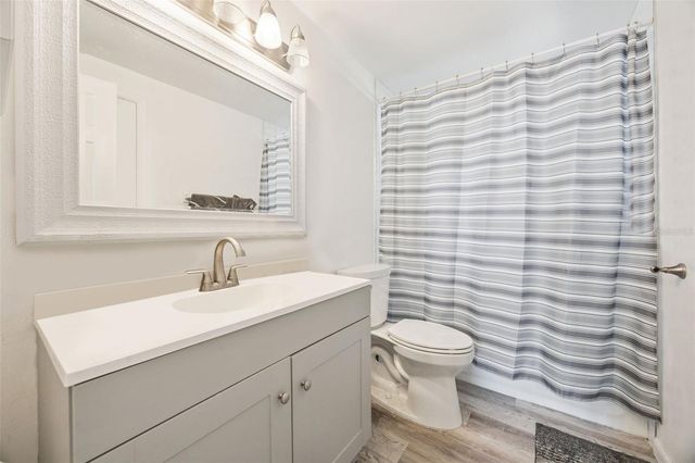 800 N WESTMORELAND DRIVE, Orlando, FL 32804