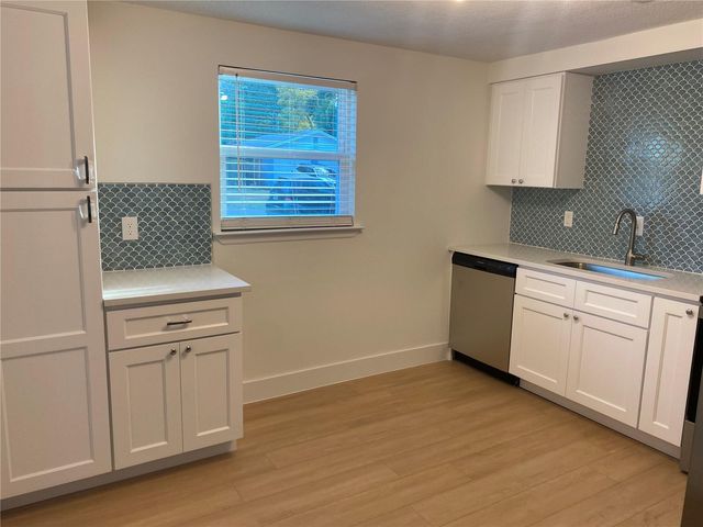 800 N WESTMORELAND DRIVE, Orlando, FL 32804