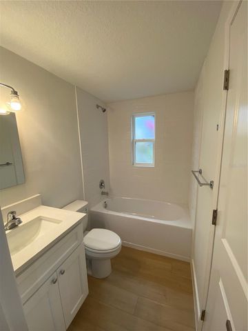 800 N WESTMORELAND DRIVE, Orlando, FL 32804