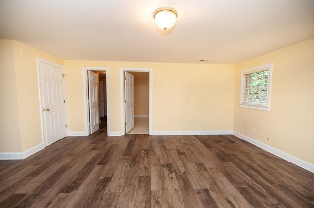 224 E Woodglen Road, Spartanburg, SC 29301