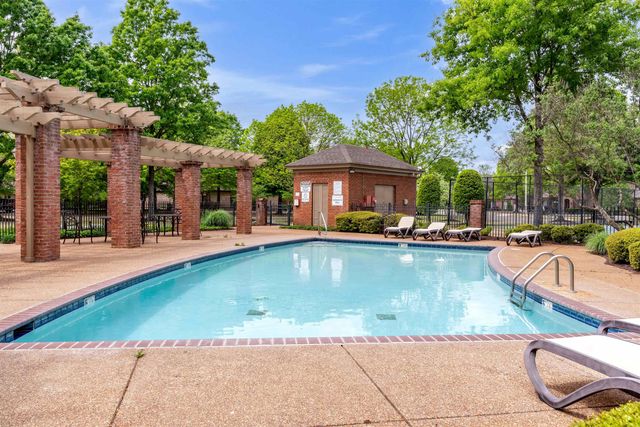 1289 BRAYSHORE DR, Collierville, TN 38017