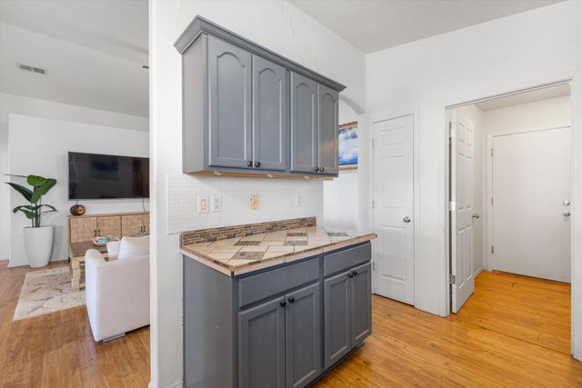 956 Galeras Street NW, Albuquerque, NM 87120