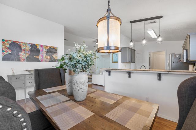 956 Galeras Street NW, Albuquerque, NM 87120