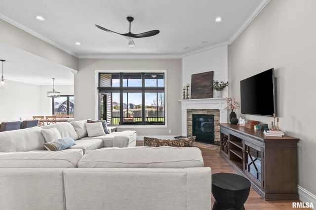 1832 WILLOW BEND Street, Chatham, IL 62629