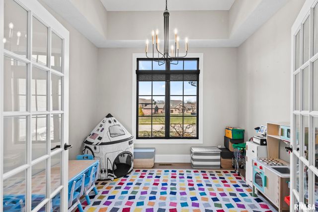 1832 WILLOW BEND Street, Chatham, IL 62629