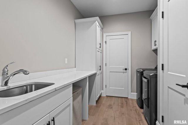 1832 WILLOW BEND Street, Chatham, IL 62629