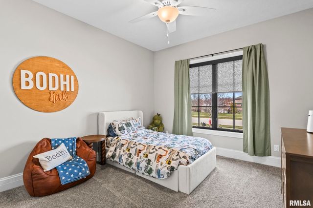 1832 WILLOW BEND Street, Chatham, IL 62629