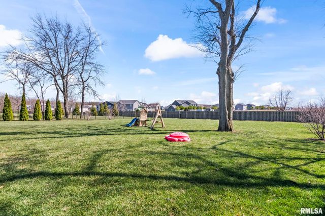 1832 WILLOW BEND Street, Chatham, IL 62629