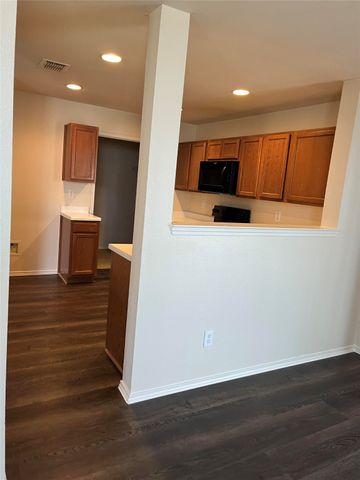 10548 Flagstaff Run, Fort Worth, TX 76140