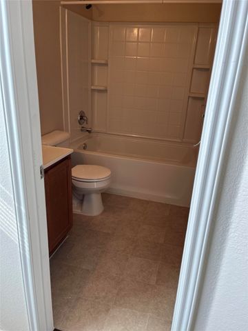 10548 Flagstaff Run, Fort Worth, TX 76140