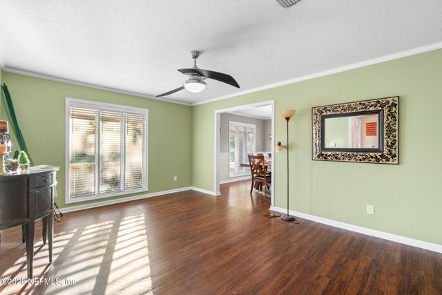 3301 HERMITAGE Road E, Jacksonville, FL 32277