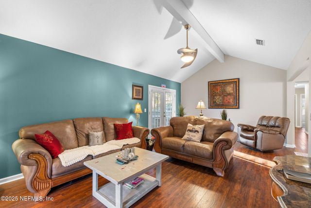 3301 HERMITAGE Road E, Jacksonville, FL 32277