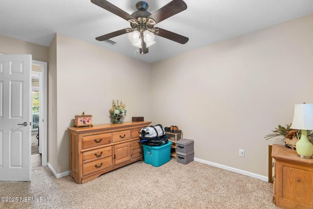 3301 HERMITAGE Road E, Jacksonville, FL 32277