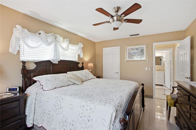 1636 S LAKE AVENUE 1, Clearwater, FL 33756