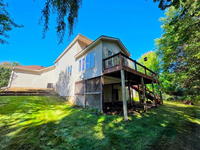 6777 Primrose Court S, Cottage Grove, MN 55016