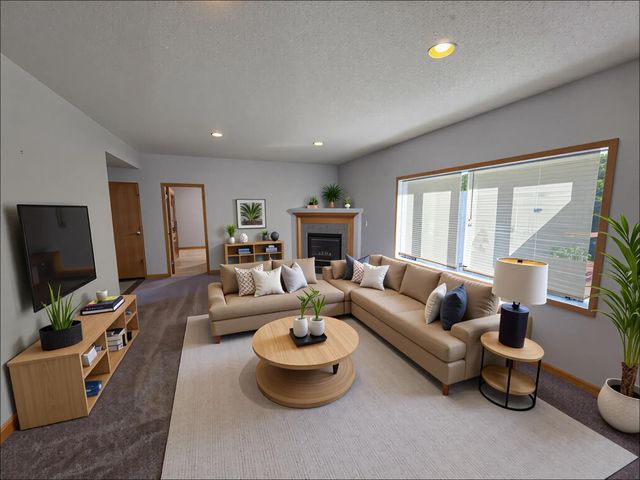 6777 Primrose Court S, Cottage Grove, MN 55016