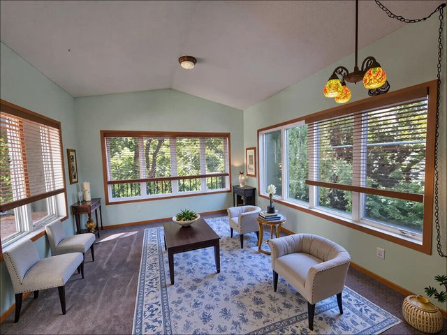 6777 Primrose Court S, Cottage Grove, MN 55016