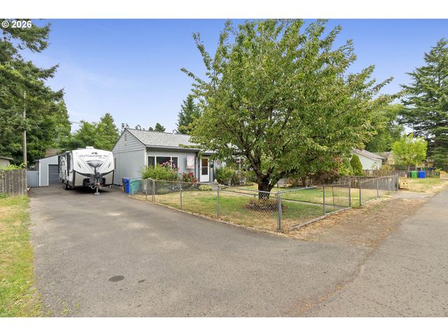 8325 Ne GOING Pl, Portland, OR 97220