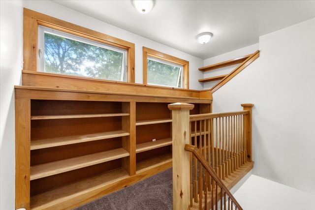 229 Bent St, Franklin, MA 02038