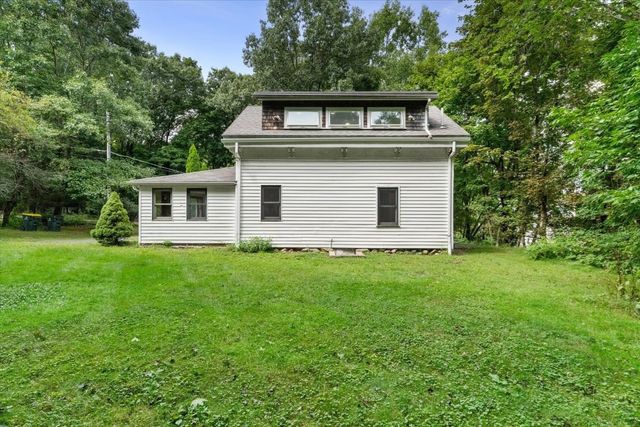 229 Bent St, Franklin, MA 02038