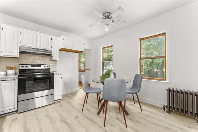 229 Bent St, Franklin, MA 02038