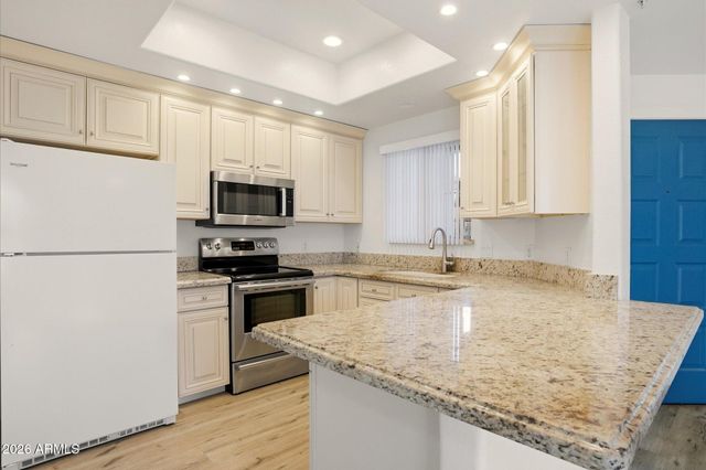 11680 E SAHUARO Drive 2004, Scottsdale, AZ 85259