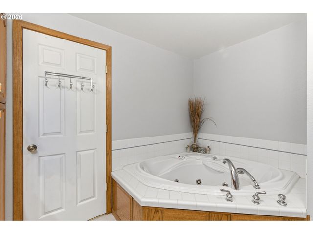 778 49TH Ave, Salem, OR 97317