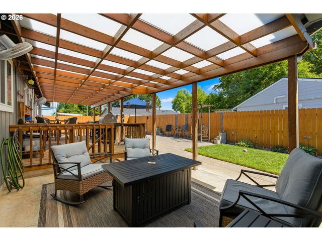 778 49TH Ave, Salem, OR 97317