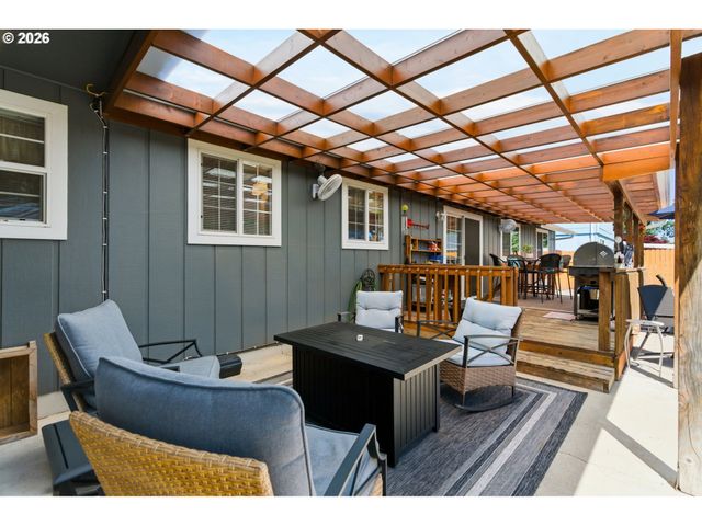 778 49TH Ave, Salem, OR 97317