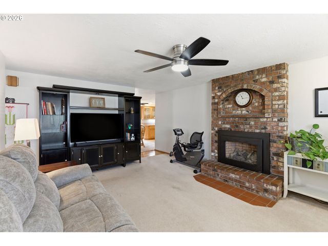 778 49TH Ave, Salem, OR 97317