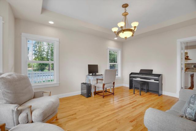 30999 Grooms Rd, Oakdale, CA 95361