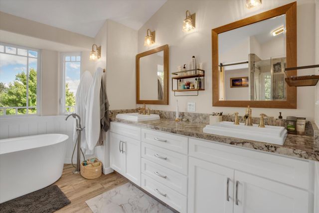 30999 Grooms Rd, Oakdale, CA 95361