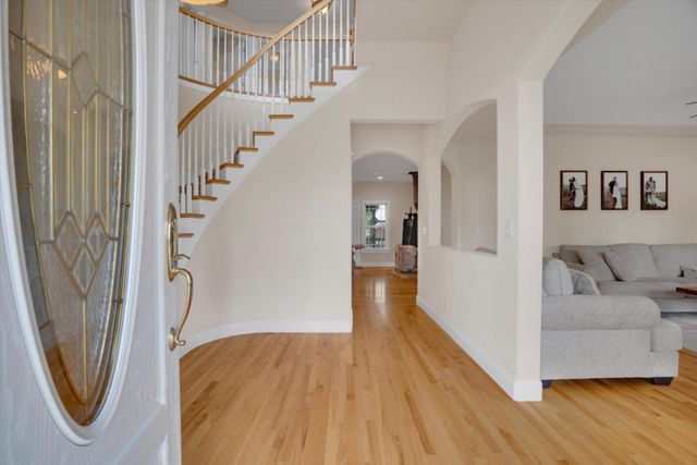 30999 Grooms Rd, Oakdale, CA 95361