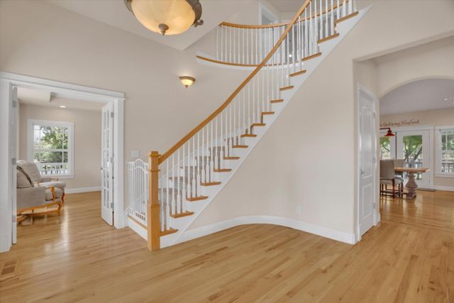 30999 Grooms Rd, Oakdale, CA 95361